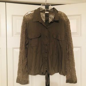 So cute Chico’s size 3 top